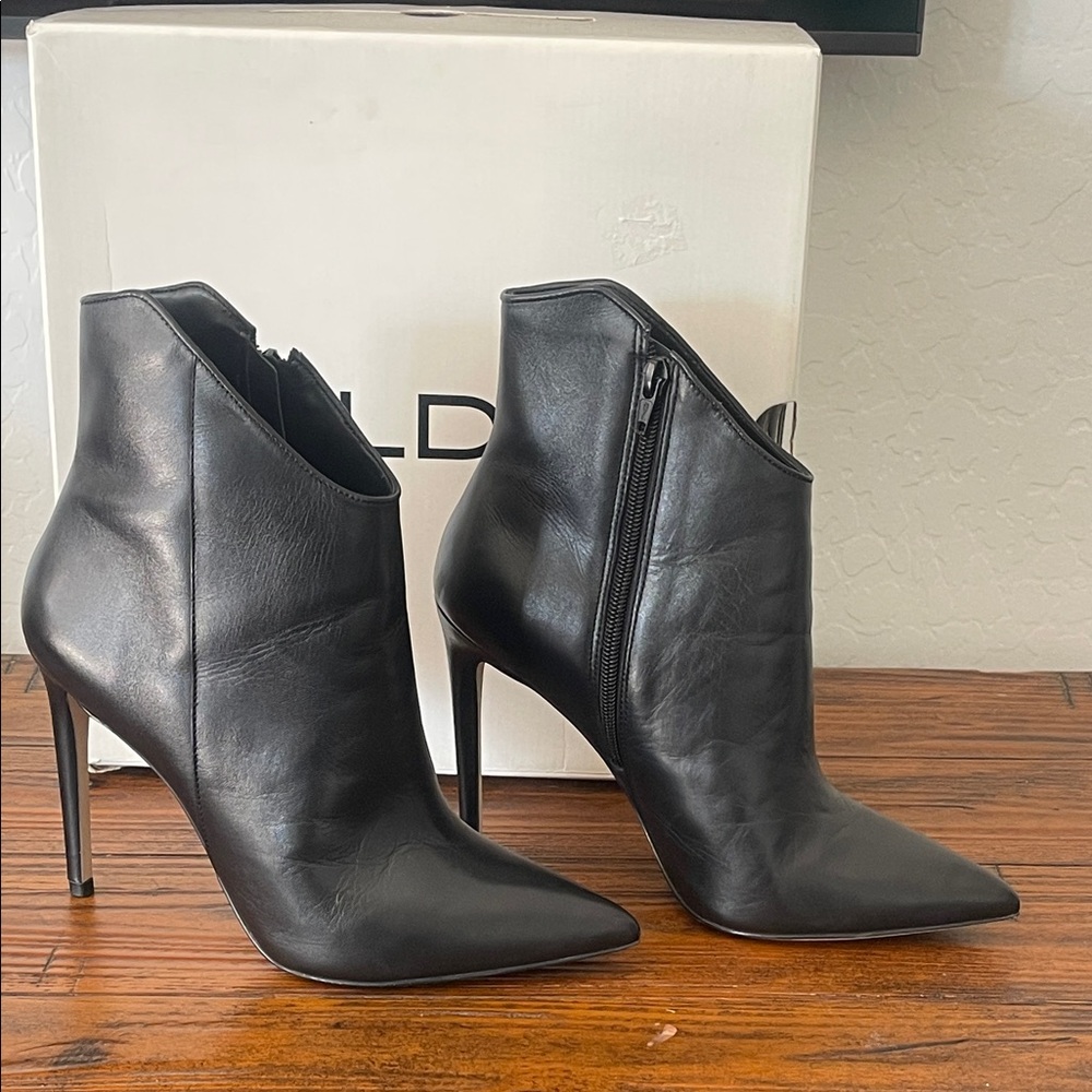ALDO MYRONA BOOTS Black Leather Pointed Tor Side Zipper Stiletto Heel Size 8.5 - Picture 2 of 16